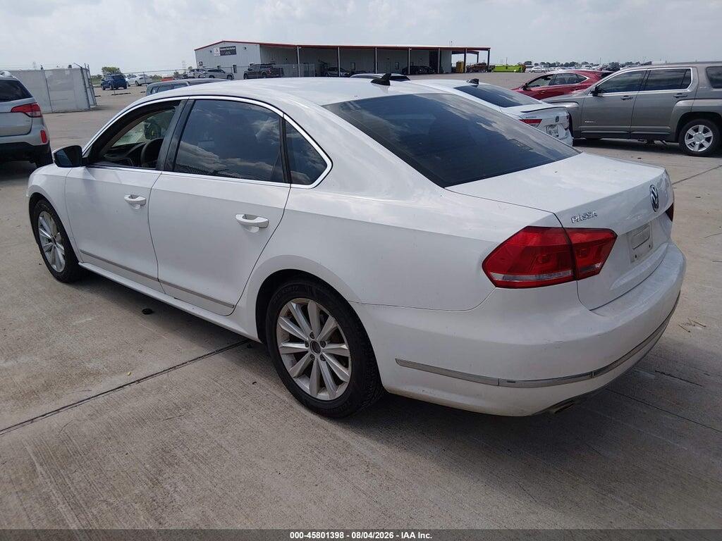 1VWCH7A36DC103626 2013 VOLKSWAGEN PASSAT photo no. 3