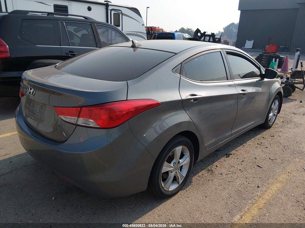 5NPDH4AE4DH160046 2013 HYUNDAI ELANTRA photo no. 4
