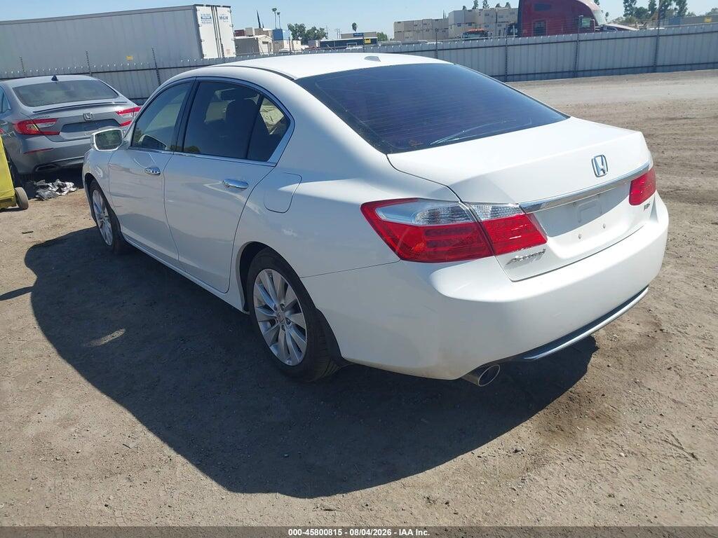 1HGCR3F84DA007309 2013 HONDA ACCORD photo no. 3