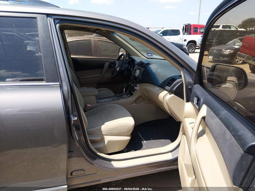 JTEBC3EH5D2011260 2013 TOYOTA HIGHLANDER HYBRID photo no. 5