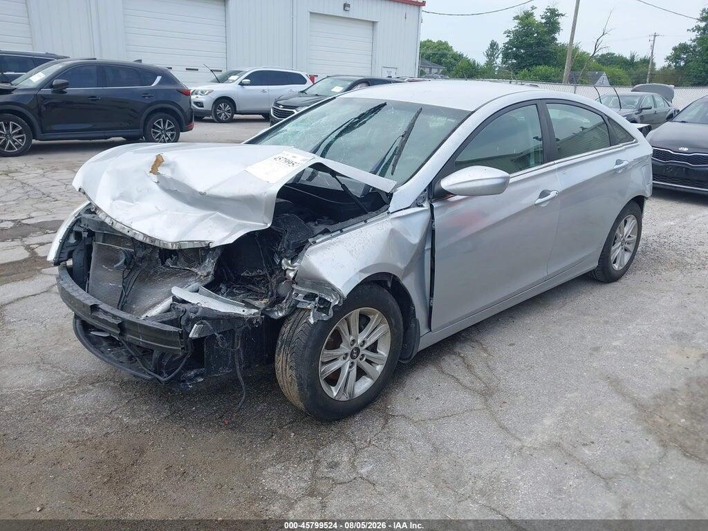 5NPEB4AC2DH728086 2013 HYUNDAI SONATA photo no. 2