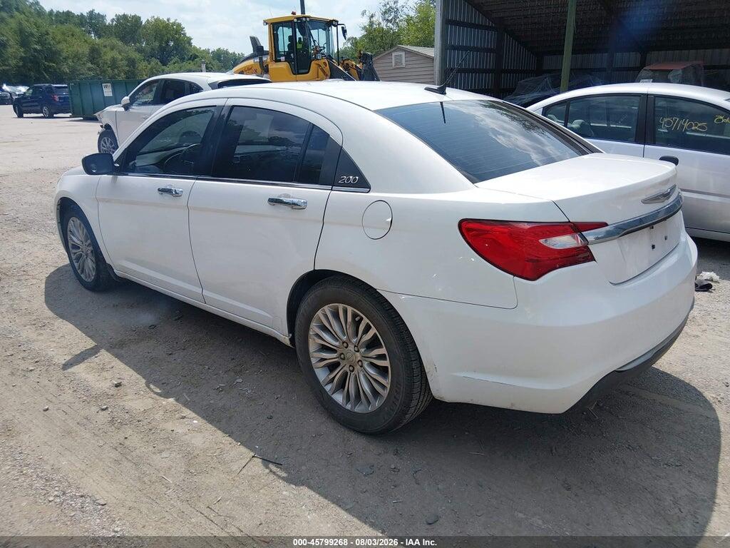 1C3CCBCG4DN507036 2013 CHRYSLER 200 photo no. 3