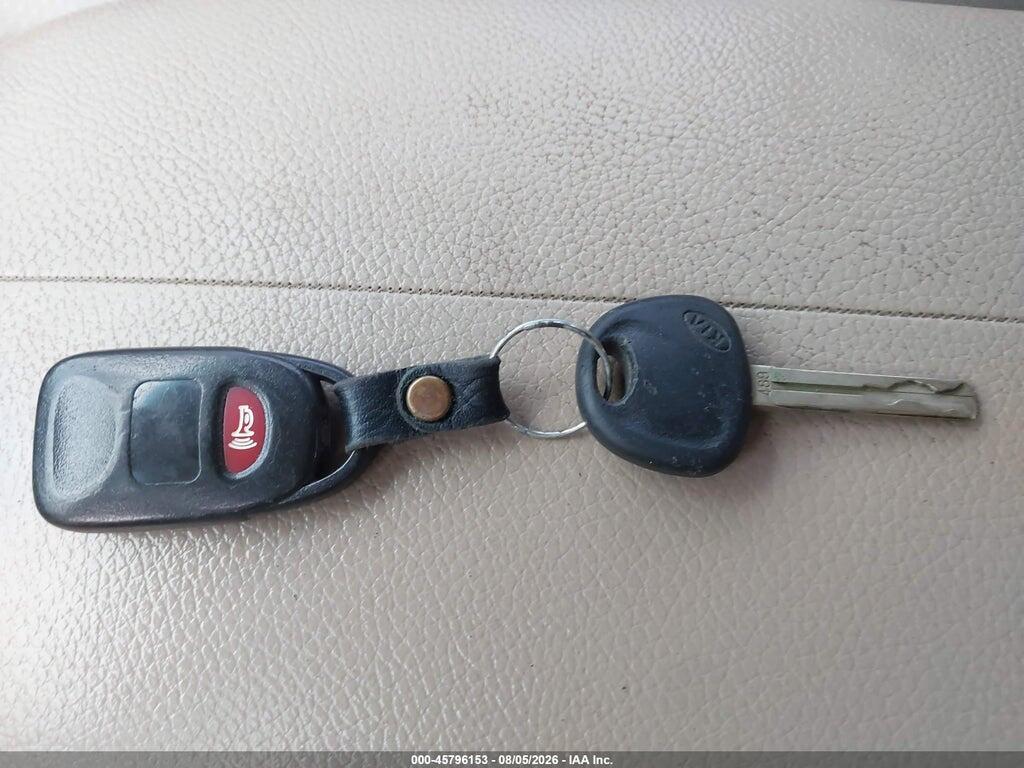 5XYKT3A64DG413883 2013 KIA SORENTO photo no. 11