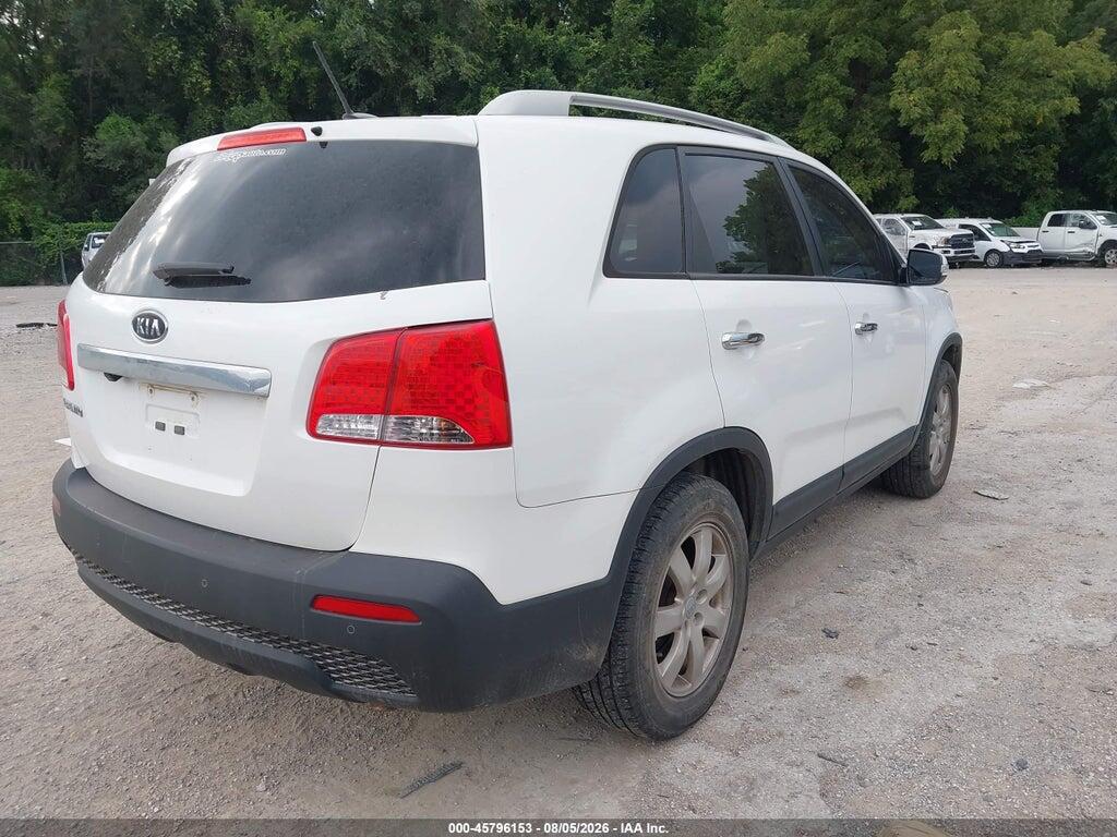 5XYKT3A64DG413883 2013 KIA SORENTO photo no. 4