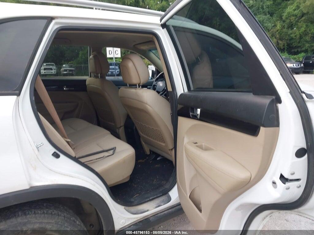 5XYKT3A64DG413883 2013 KIA SORENTO photo no. 8