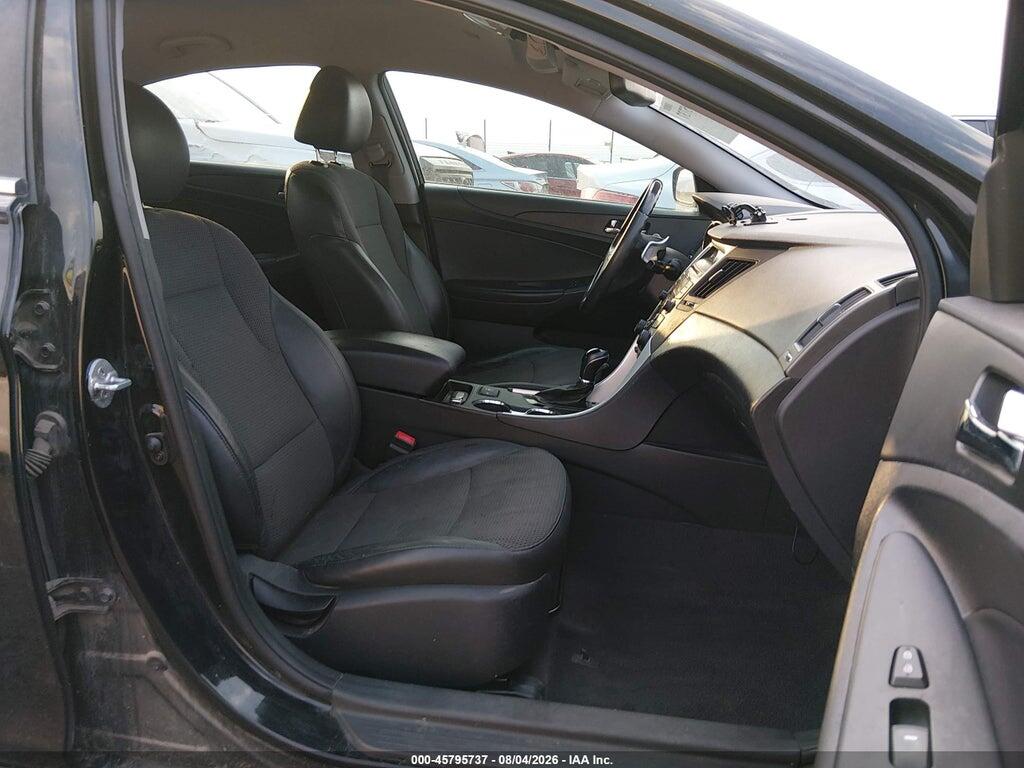 5NPEC4AB5DH584473 2013 HYUNDAI SONATA photo no. 5