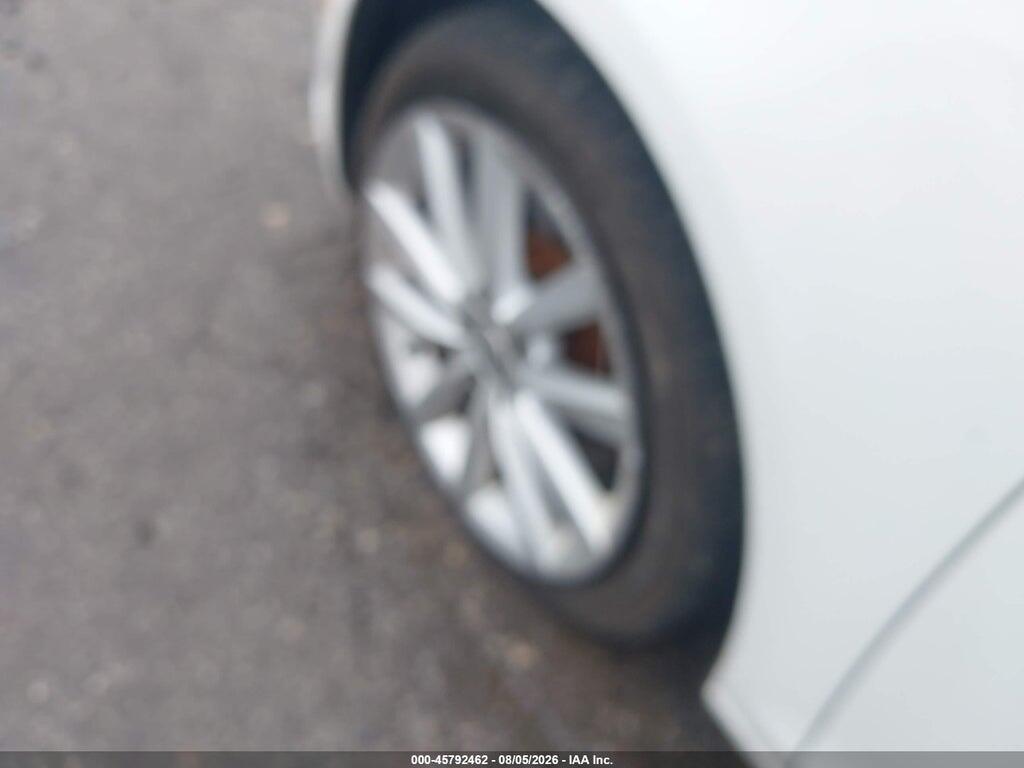 WVWBW8AH2DV001363 2013 VOLKSWAGEN EOS photo no. 12