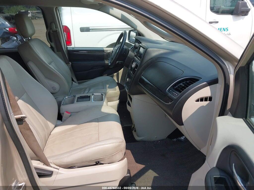 2C4RC1BG5DR577813 2013 CHRYSLER TOWN & COUNTRY photo no. 5