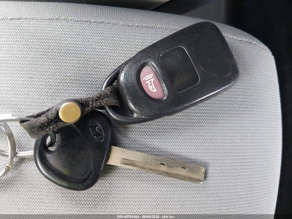 KMHCU5AE2DU065659 2013 HYUNDAI ACCENT photo no. 11