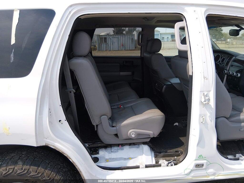 5TDBY5G1XDS080309 2013 TOYOTA SEQUOIA photo no. 8