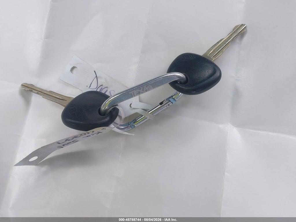 KNDJT2A52D7628656 2013 KIA SOUL photo no. 11
