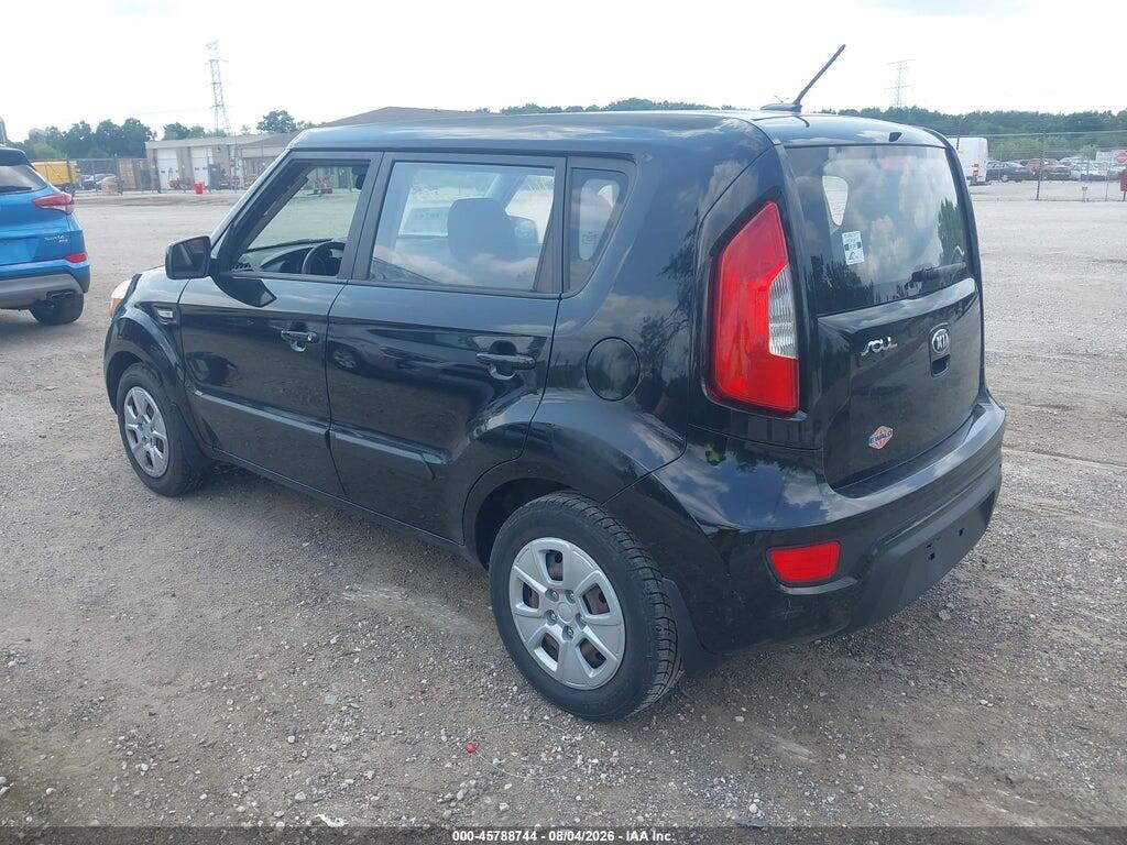 KNDJT2A52D7628656 2013 KIA SOUL photo no. 3