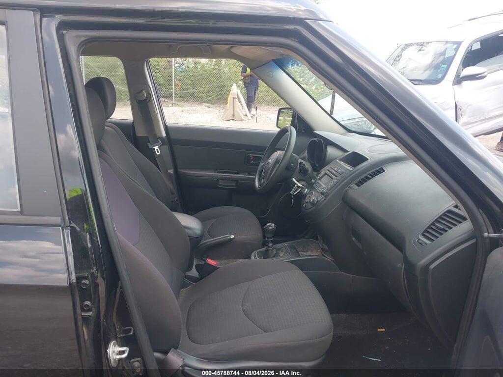 KNDJT2A52D7628656 2013 KIA SOUL photo no. 5