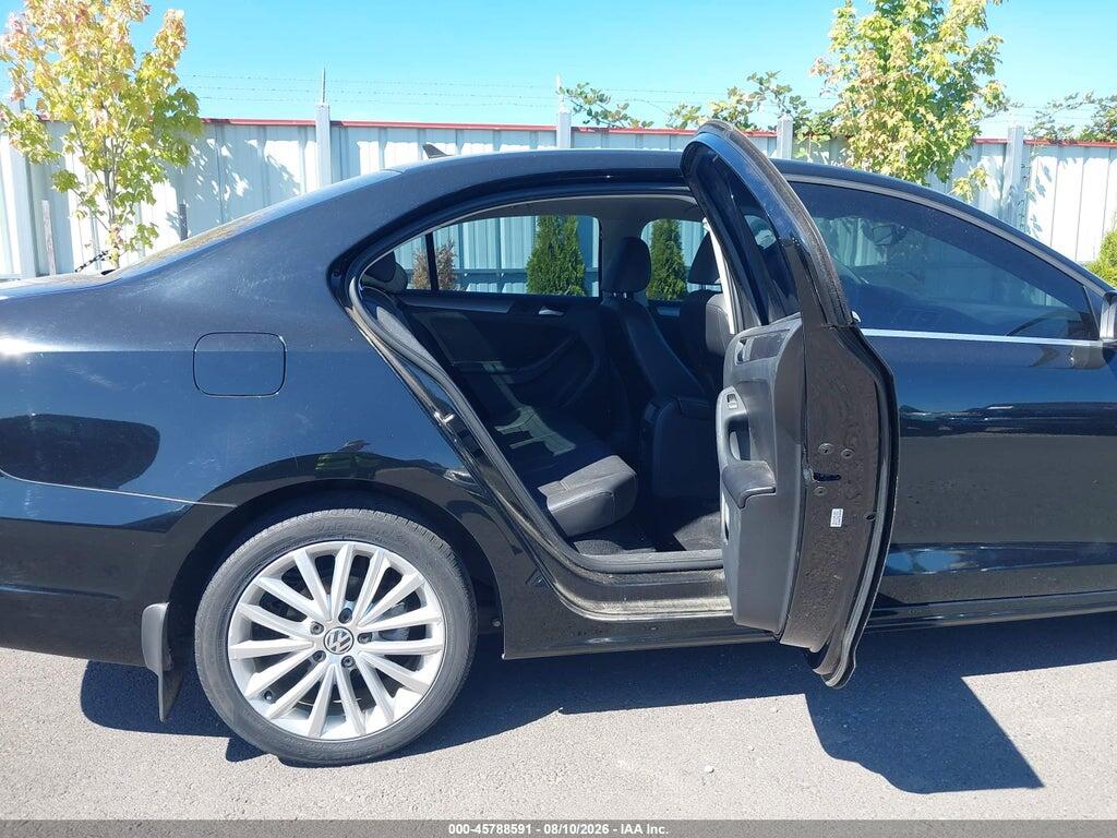 3VWLL7AJ8DM360959 2013 VOLKSWAGEN JETTA photo no. 8