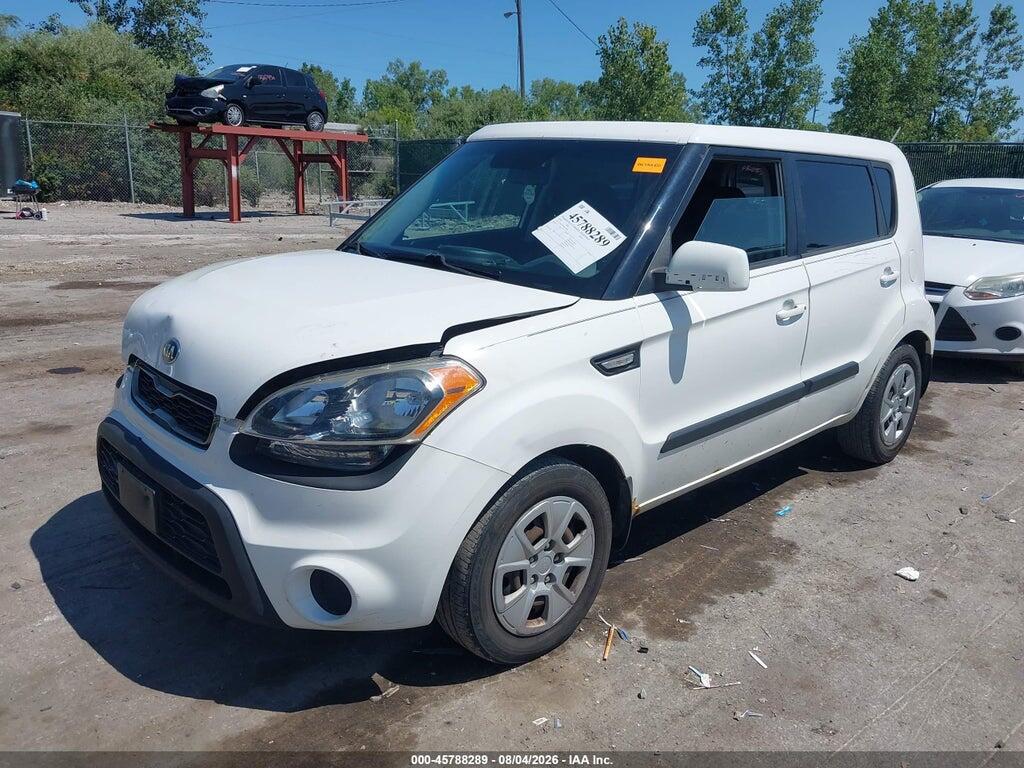 KNDJT2A58D7512040 2013 KIA SOUL photo no. 2