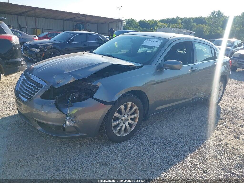 1C3CCBBB4DN596080 2013 CHRYSLER 200 photo no. 2