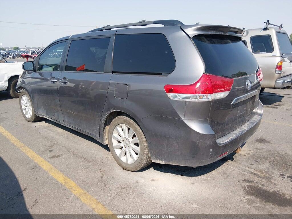 5TDDK3DC5DS062448 2013 TOYOTA SIENNA photo no. 3