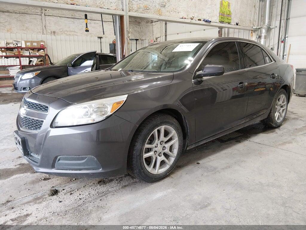 1G11D5SR5DF246765 2013 CHEVROLET MALIBU photo no. 2