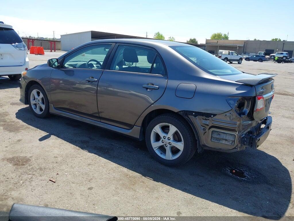5YFBU4EEXDP152677 2013 TOYOTA COROLLA photo no. 3