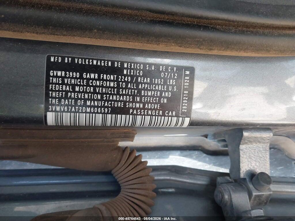 3VWV67AT2DM606597 2013 VOLKSWAGEN BEETLE photo no. 9