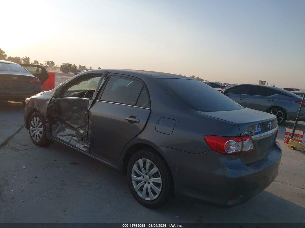 5YFBU4EE9DP223531 2013 TOYOTA COROLLA photo no. 3