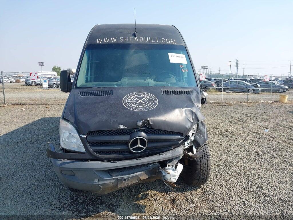 WD3PE8CC2D5768103 2013 MERCEDES-BENZ SPRINTER 2500 photo no. 12