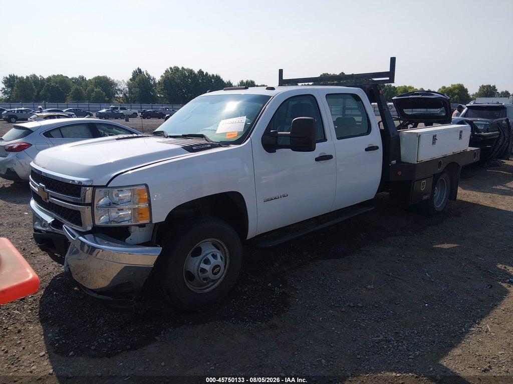 1GB4CZCG3DF142551 2013 CHEVROLET SILVERADO 3500HD CHASSIS photo no. 2