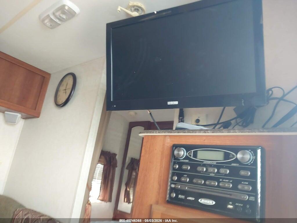 5ZT2FEMB6DA009347 2013 COACHMEN FREEDOM EXPRESS photo no. 10