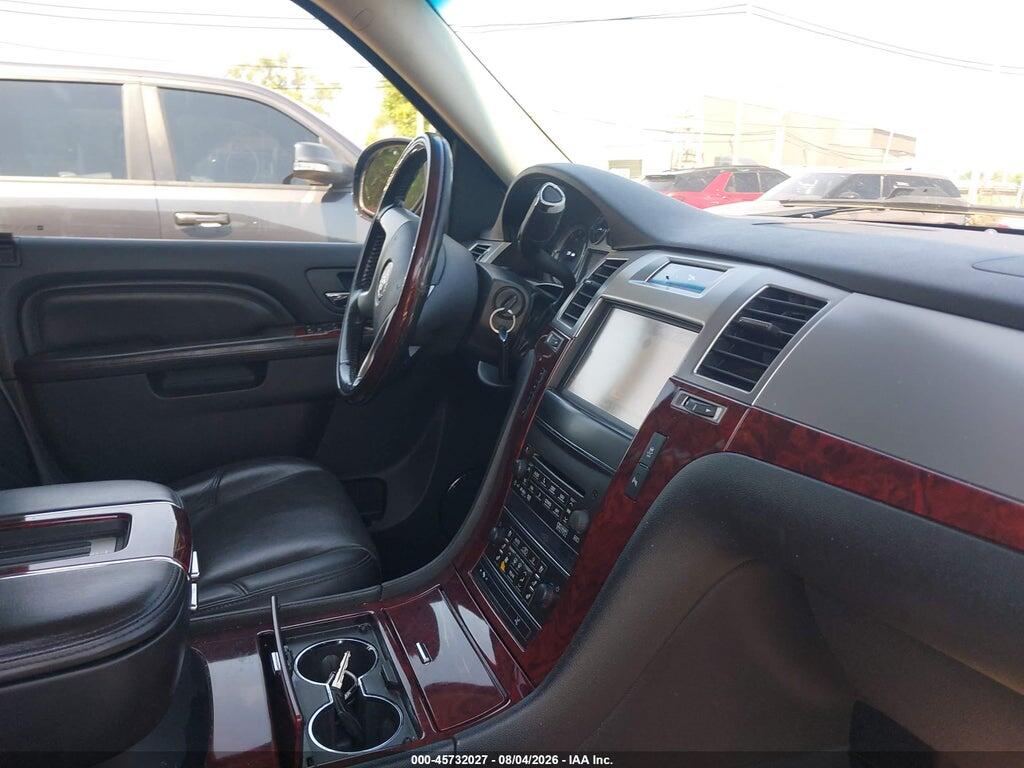 1GYS4JEF3DR236072 2013 CADILLAC ESCALADE ESV photo no. 5