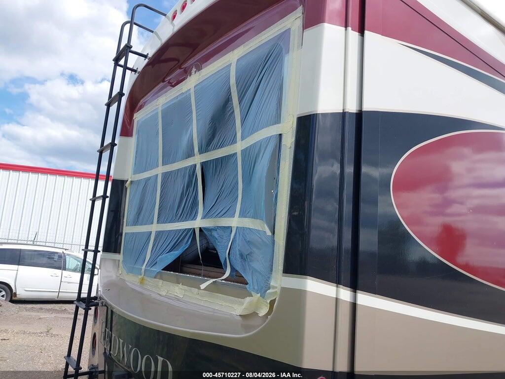 4V0FC3620DR003192 2013 REDWOOD 36FL 5TH WHL TRAVEL TRAILER photo no. 12