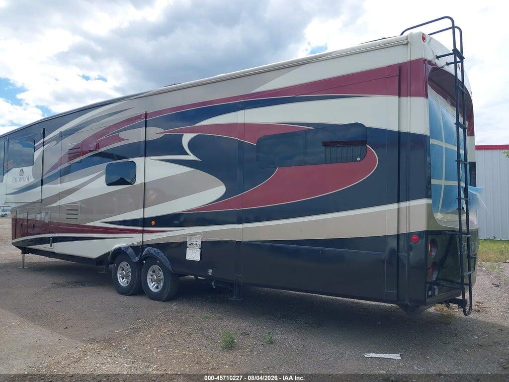 4V0FC3620DR003192 2013 REDWOOD 36FL 5TH WHL TRAVEL TRAILER photo no. 3