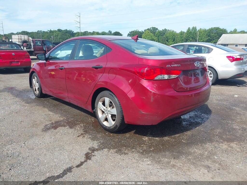 5NPDH4AE8DH427964 2013 HYUNDAI ELANTRA photo no. 3