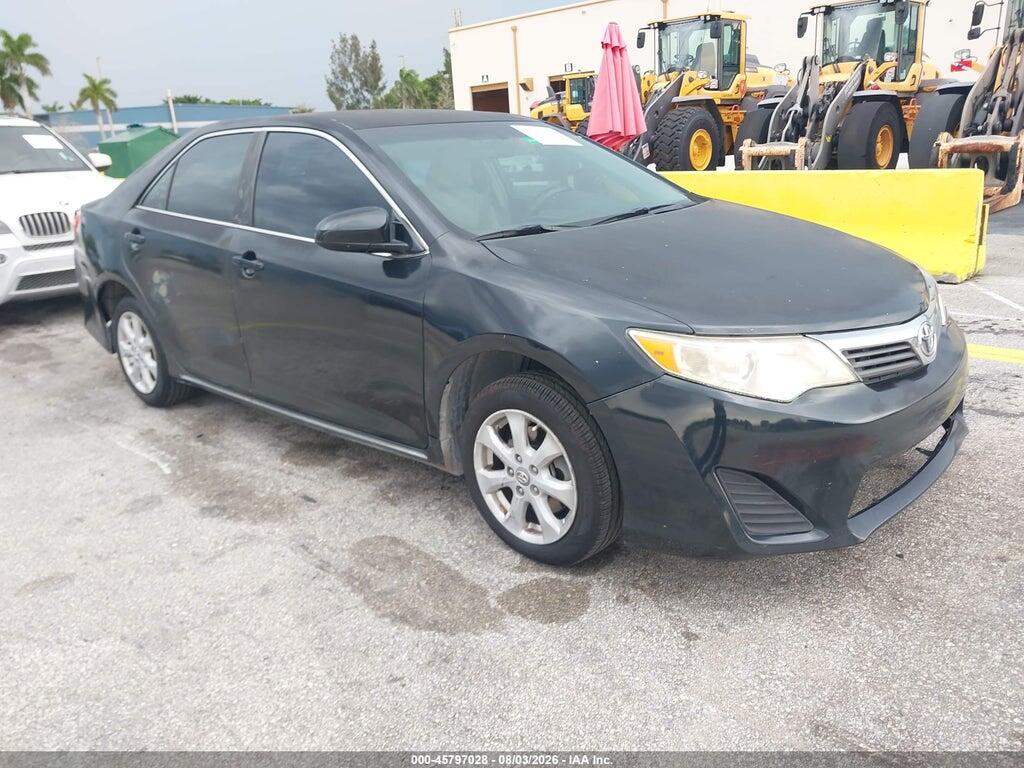 4T1BF1FKXEU431687 2014 TOYOTA CAMRY photo no. 1