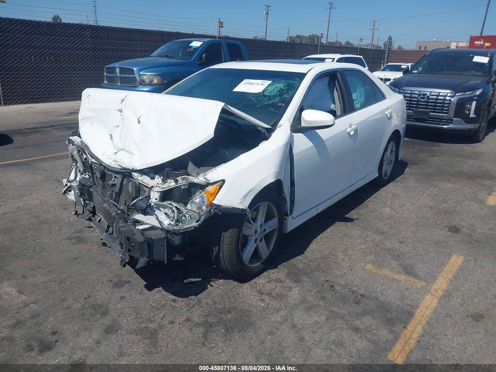 4T1BF1FK8EU821736 2014 TOYOTA CAMRY photo no. 2