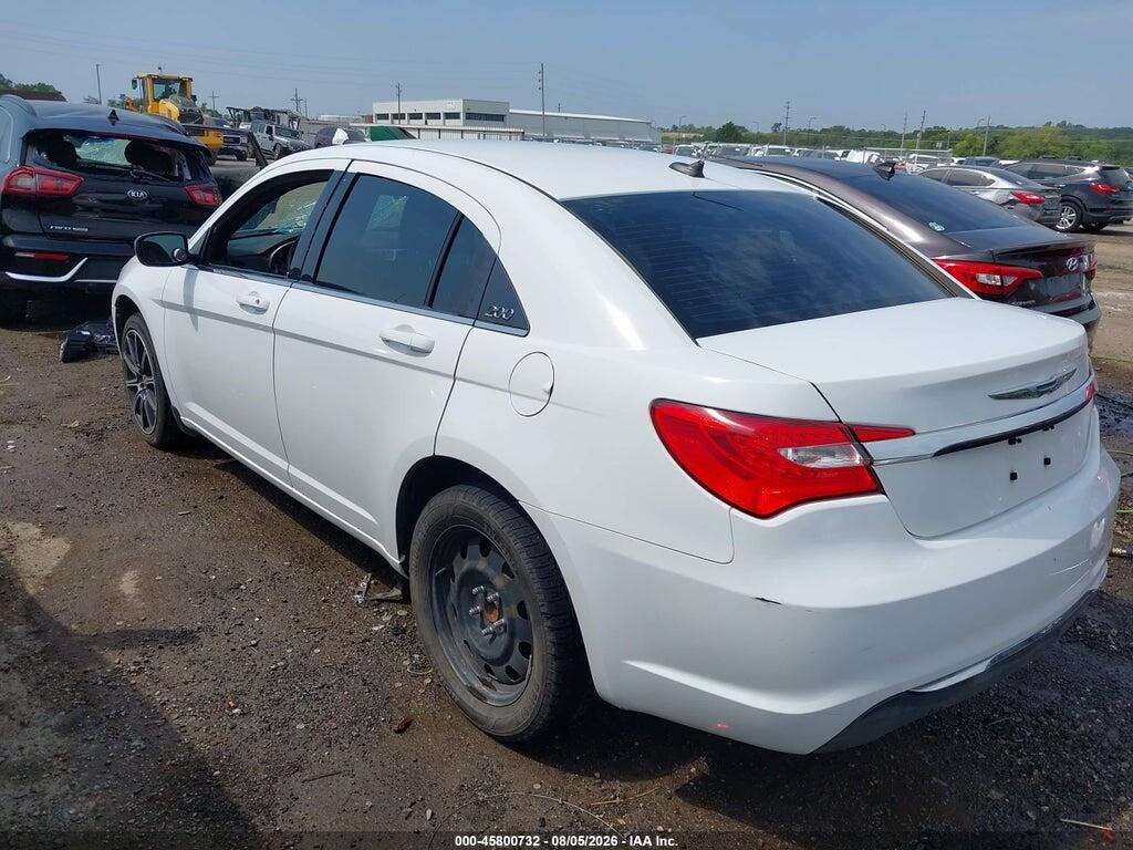 1C3CCBAB1EN194746 2014 CHRYSLER 200 photo no. 3