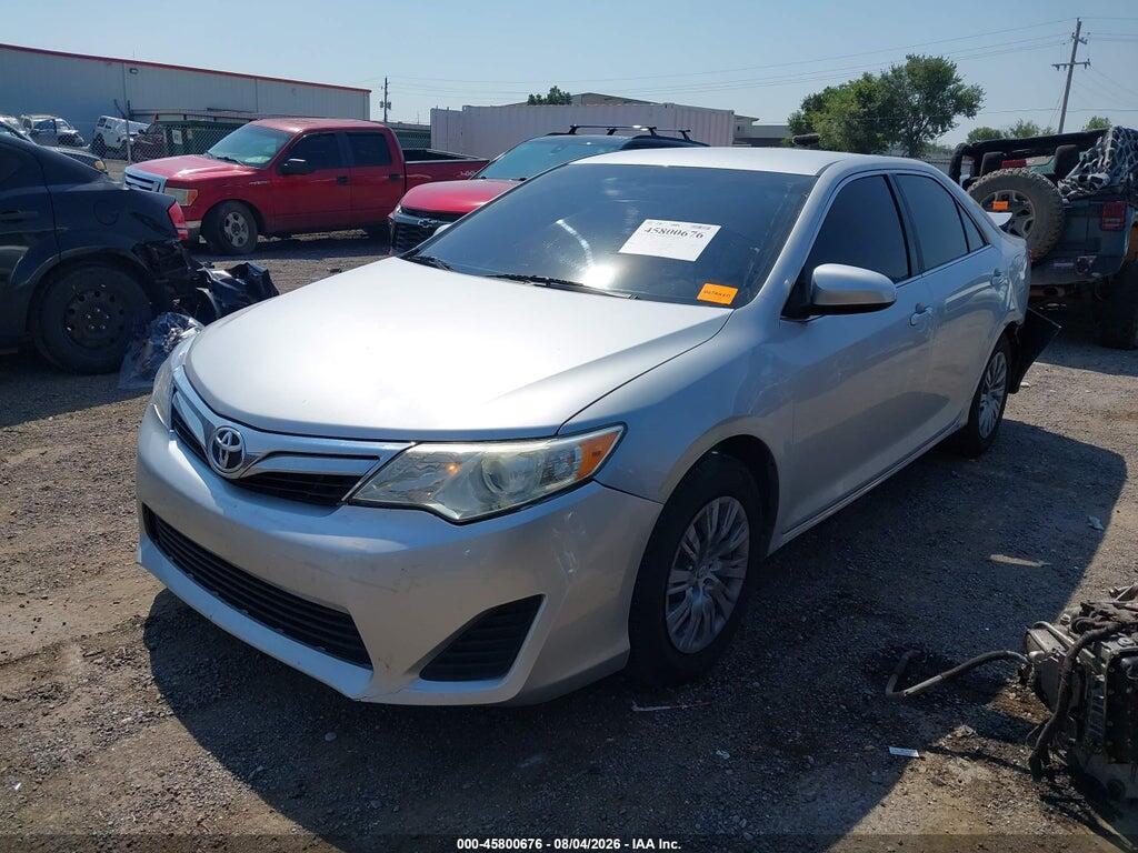 4T1BF1FK0EU339083 2014 TOYOTA CAMRY photo no. 2