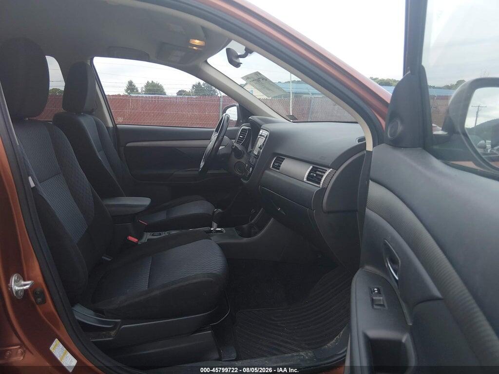JA4AD3A37EZ010850 2014 MITSUBISHI OUTLANDER photo no. 5