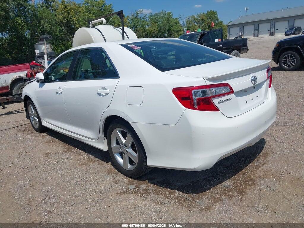 4T1BF1FKXEU437490 2014 TOYOTA CAMRY photo no. 3
