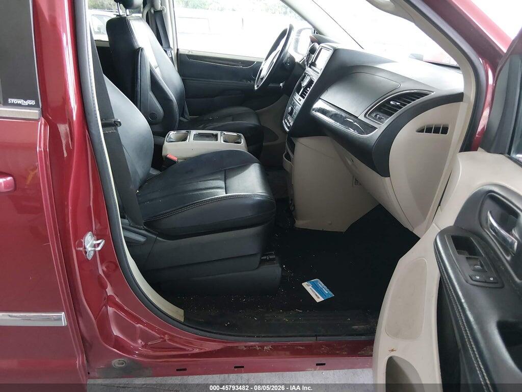 2C4RC1BG3ER203640 2014 CHRYSLER TOWN & COUNTRY photo no. 5