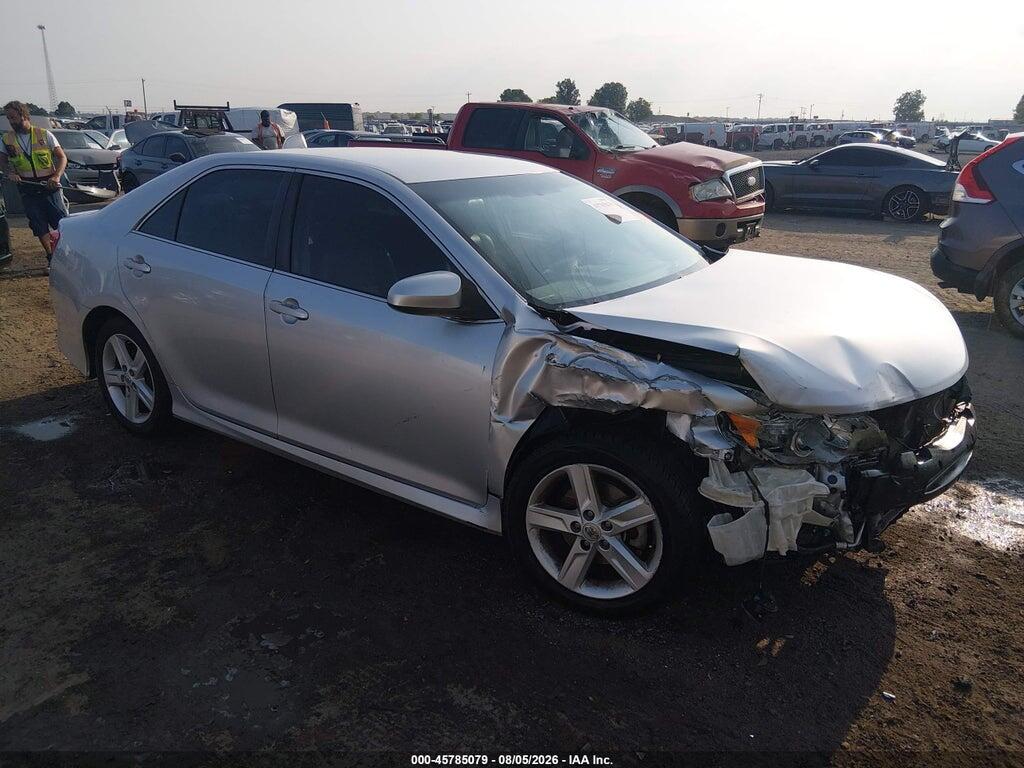 4T1BF1FK0EU446683 2014 TOYOTA CAMRY photo no. 1