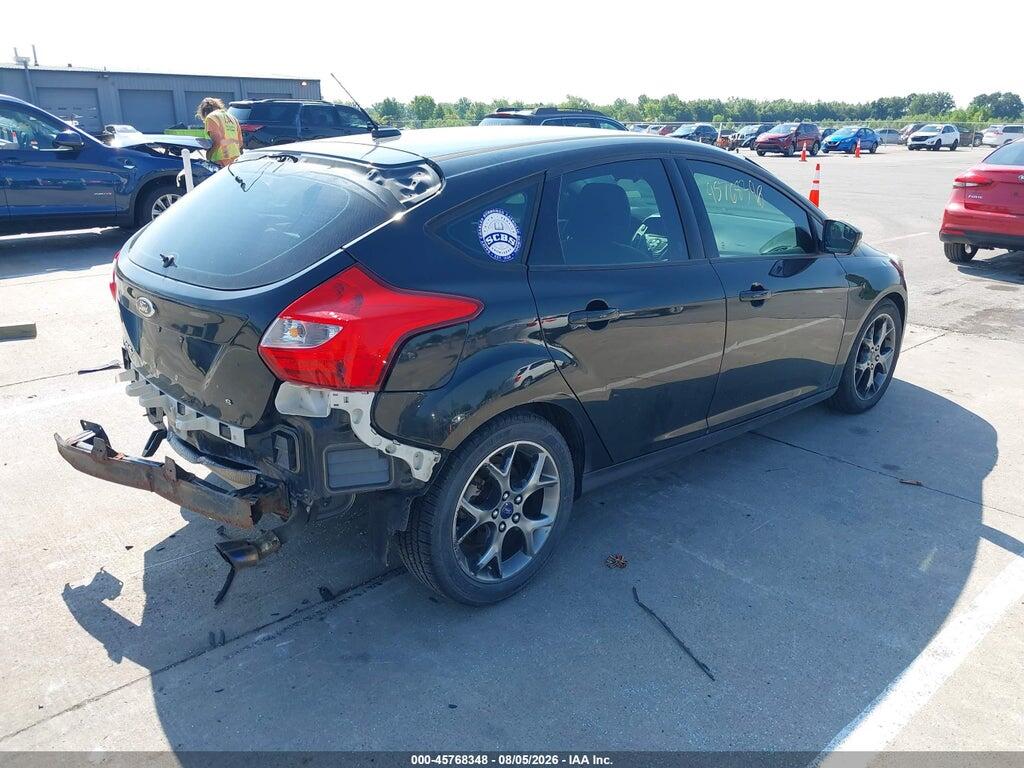 1FADP3K26EL337877 2014 FORD FOCUS photo no. 4
