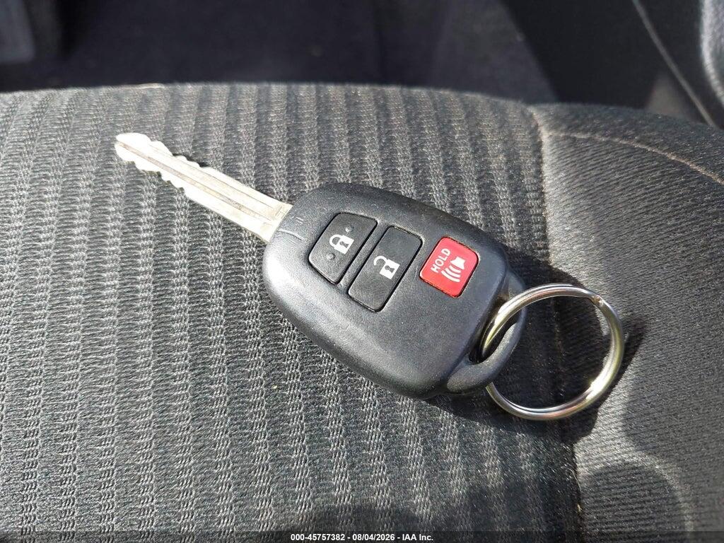 2T3RFREVXEW198104 2014 TOYOTA RAV4 photo no. 11