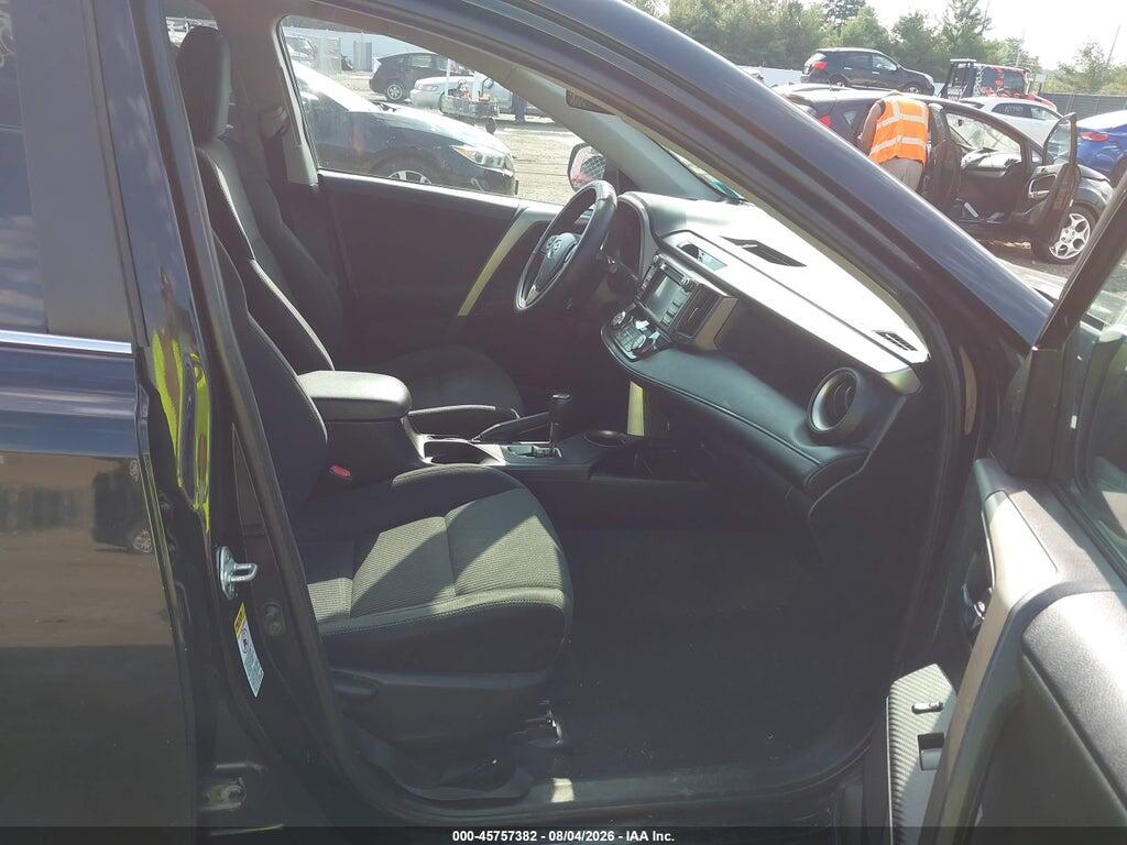2T3RFREVXEW198104 2014 TOYOTA RAV4 photo no. 5