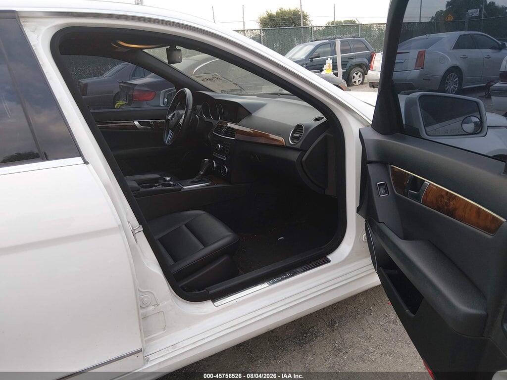 WDDGF4HB7EA957615 2014 MERCEDES-BENZ C 250 photo no. 5