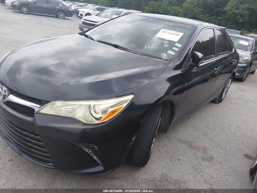 4T1BF1FK3FU005261 2015 TOYOTA CAMRY photo no. 2