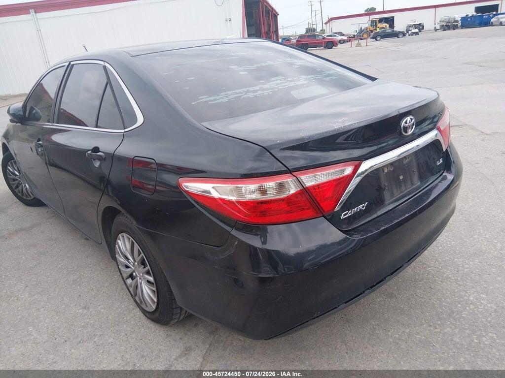 4T1BF1FK3FU005261 2015 TOYOTA CAMRY photo no. 3