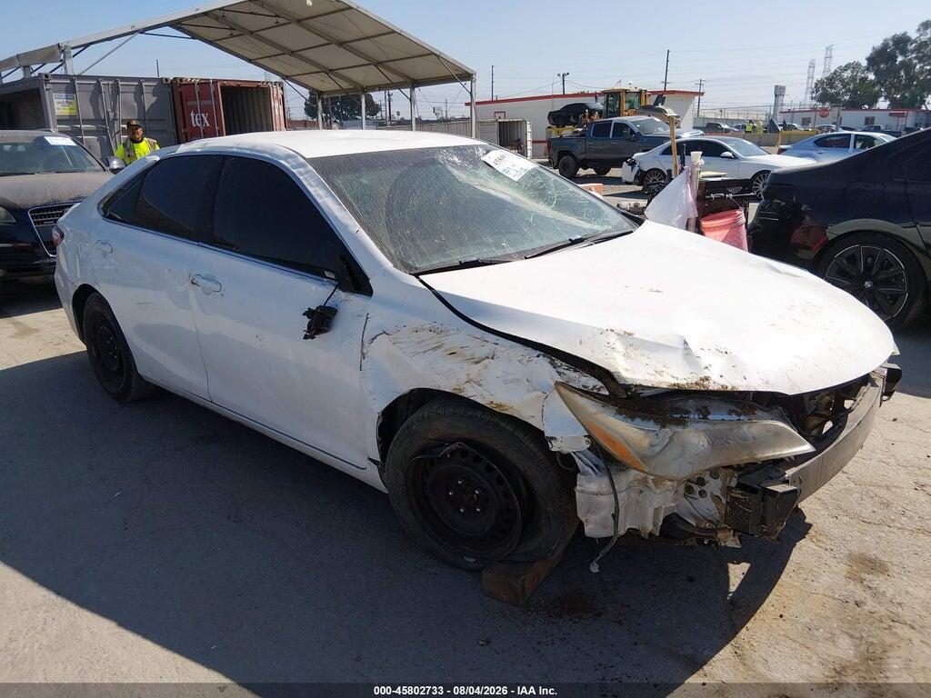4T4BF1FK1FR471034 2015 TOYOTA CAMRY photo no. 1