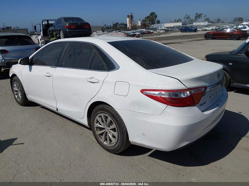 4T4BF1FK1FR471034 2015 TOYOTA CAMRY photo no. 3
