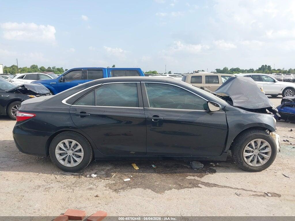4T4BF1FKXFR471646 2015 TOYOTA CAMRY photo no. 12