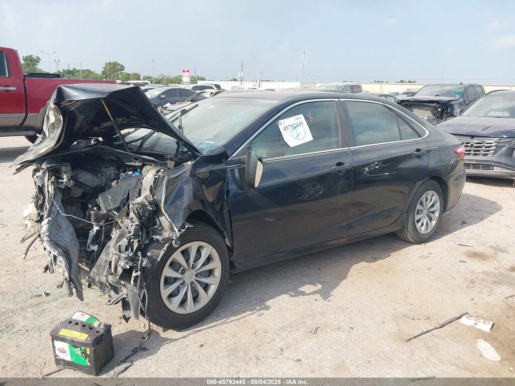 4T4BF1FKXFR471646 2015 TOYOTA CAMRY photo no. 2